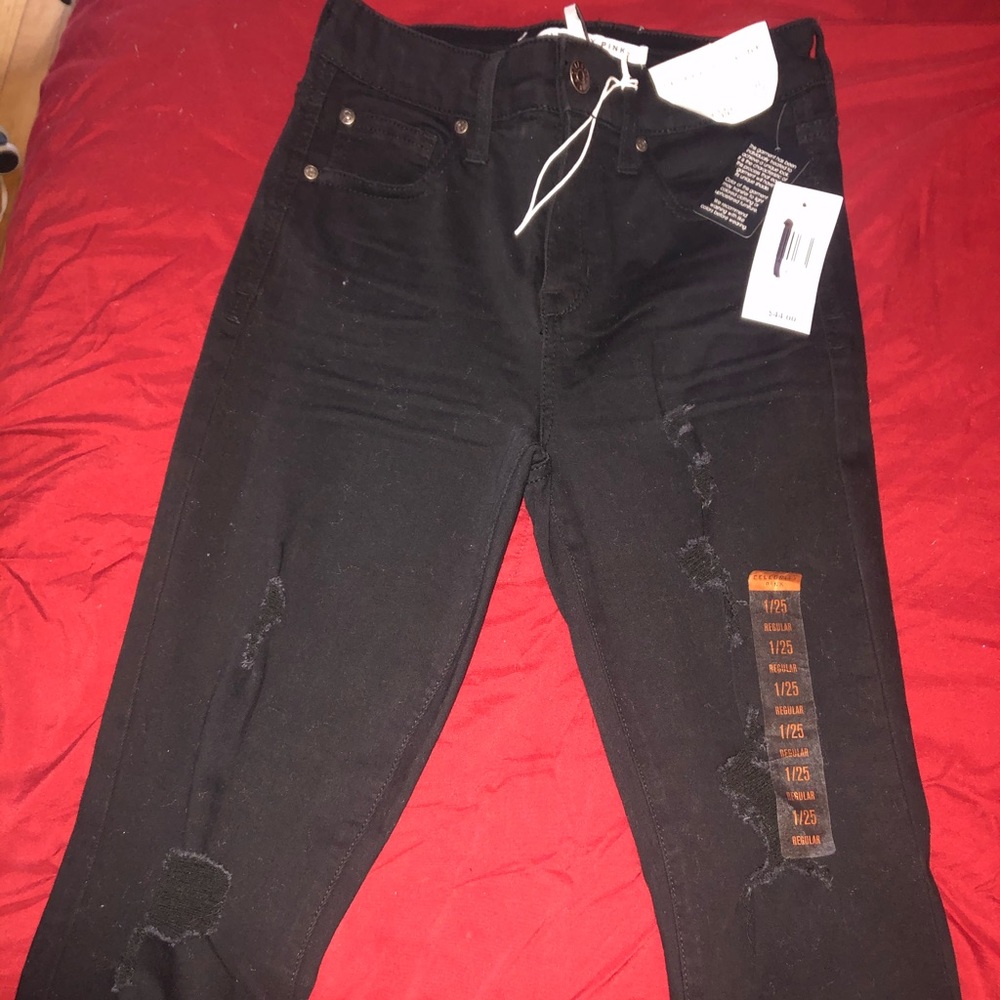 Juniors size 1 equivalent to girls size 10-12